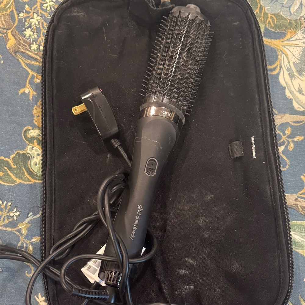 GHD duet blow dry hair tool